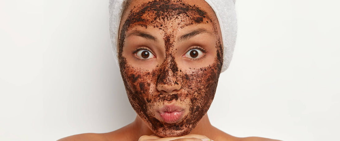 usar café sobre la piel como exfoliante