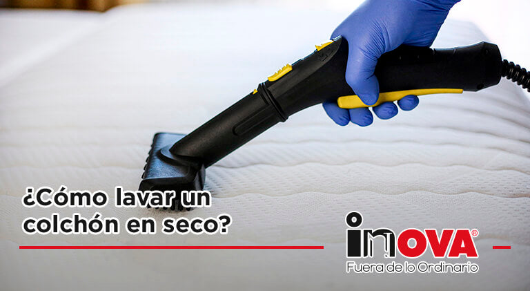 ¿Cómo lavar un colchón en seco?